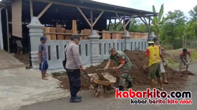 Sambang DDS, Selain Gotong Royong Bhabinkamtibmas Kota Padang Juga Sosialisasi Kamtibmas