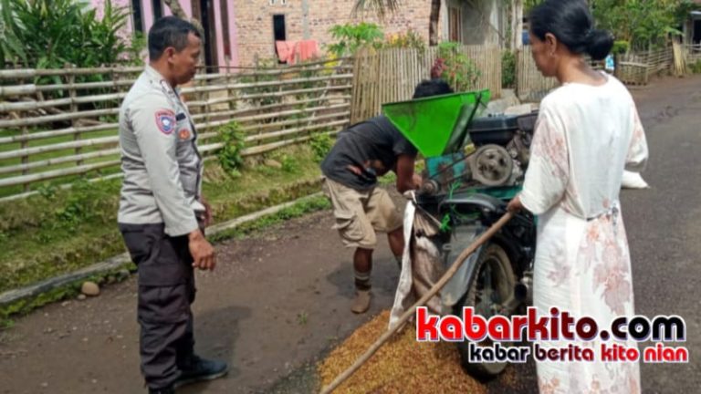 Sambang Bhabinkamtibmas, Petani Jemur Kopi di Jalan dan Bimbingan Fisik Remaja Jadi Target