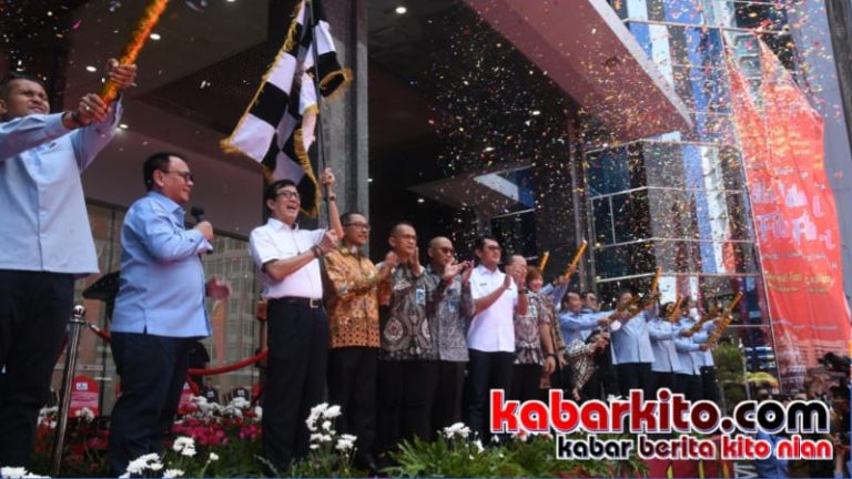 Menkumham Yasonna Lepas Keberangkatan 31 Bus Mudik Bareng Kemenkumham