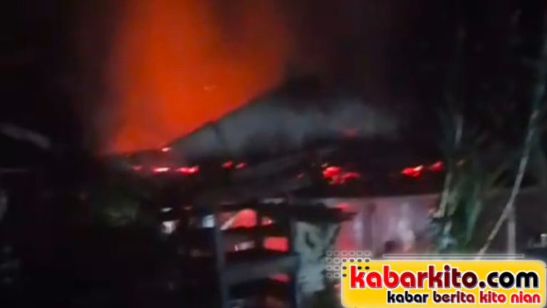 Jelang Sahur, Rumah Warga Rejang Lebong Dilahap Si Jago Merah