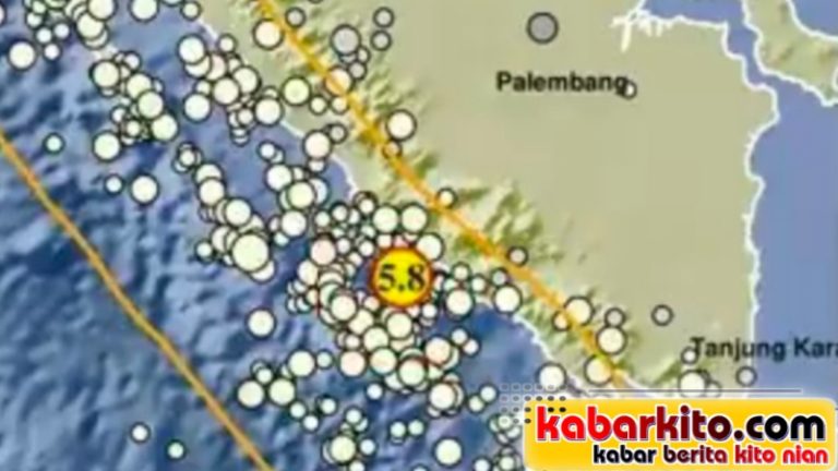 BREAKING NEWS: Umat Muslim Kota Curup Diguncang Gempa Saat Tarawih