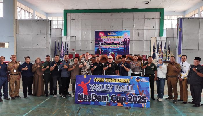 Peserta Membludak, Puluhan Klub Bola Voli Perebutkan Tropy NasDem Cup 2025